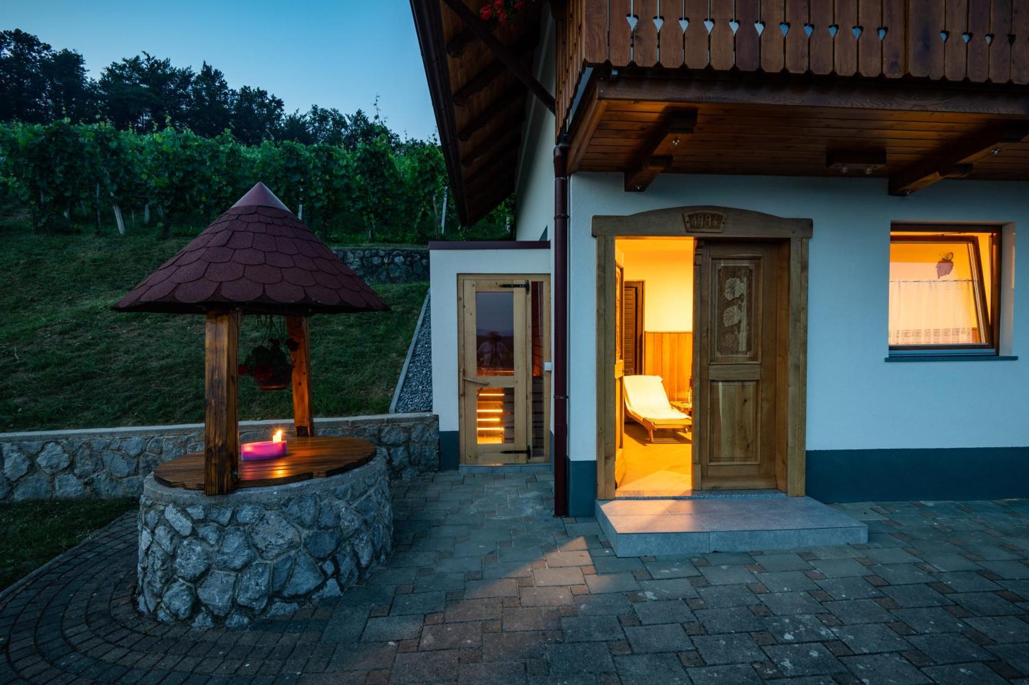 Vineyard Cottage Krivic Trebelno Exterior foto